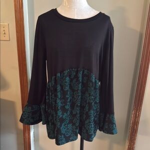 Chic Black and Teal Floral Women's Tunic
